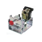 Устройство механического удержания контактов UVCS0004 для UVC (DC220В)